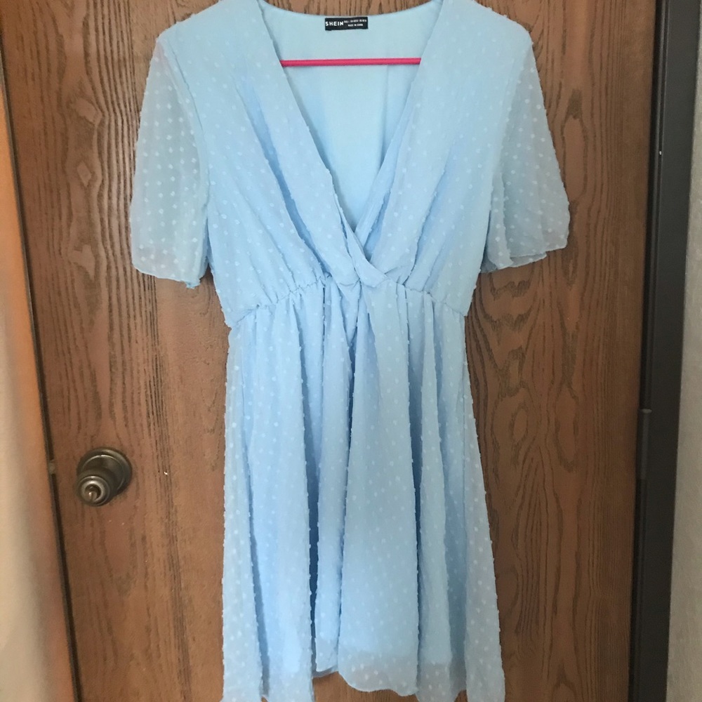 Blue flowy dress (NEVER WORN)